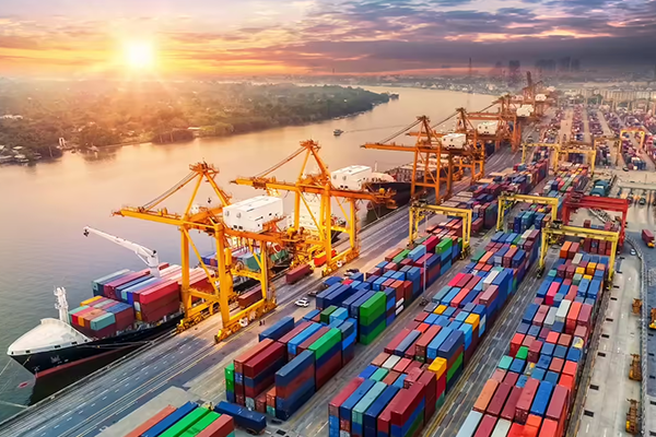 Ports & Shipping Yard